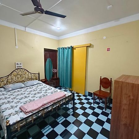 Anjali Homestay - 10 Mins From Airport Siliguri Buitenkant foto