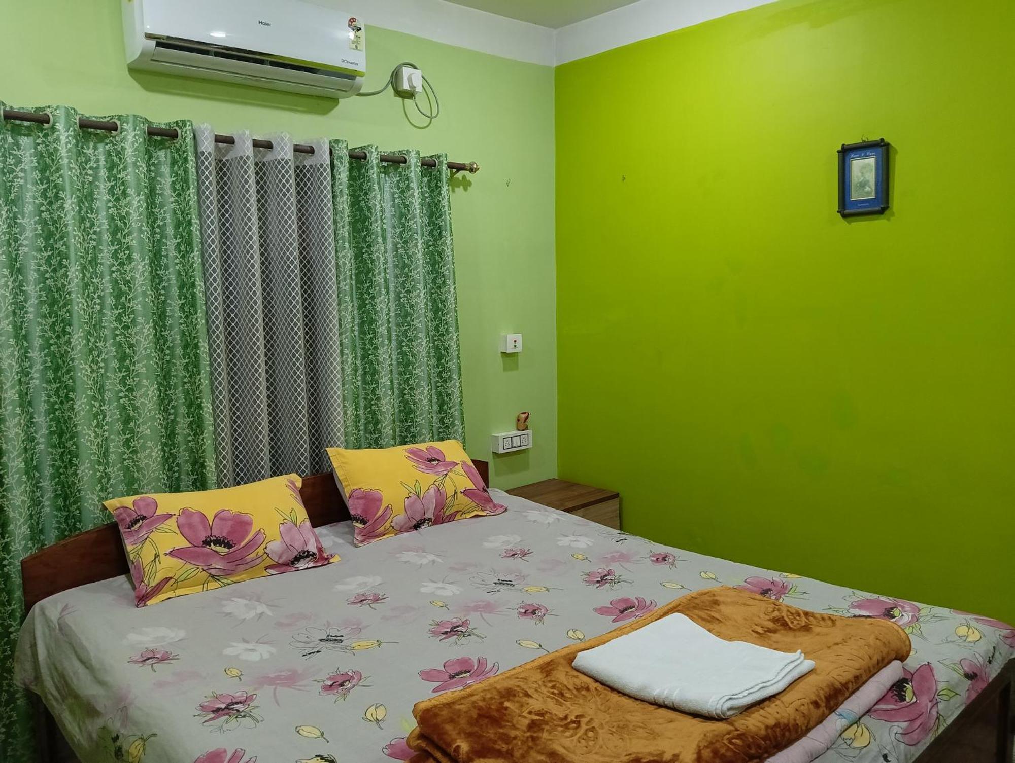 Anjali Homestay - 10 Mins From Airport Siliguri Buitenkant foto
